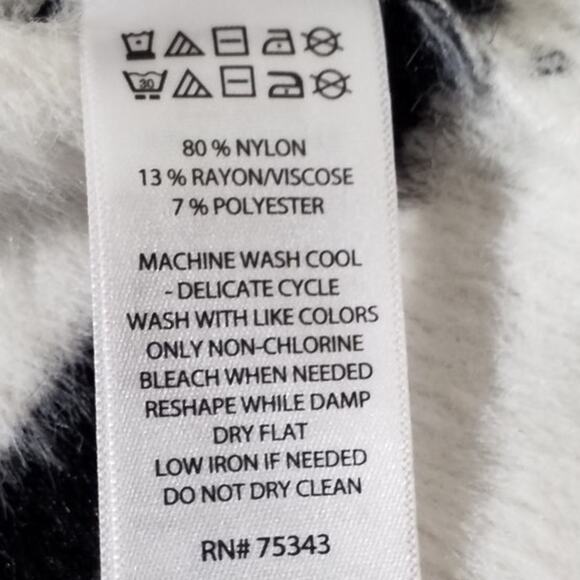 Bailey 44 Womens Size XL White and Black Striped Long Sleeve Crew Neck Sweater - Picture 4 of 6